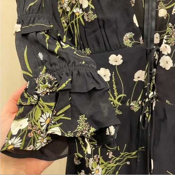 NWOT Reformation Laurelei Mini Dress, Veuve